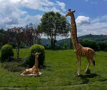 小品雕塑：公共藝術(shù)設(shè)施雕塑小品